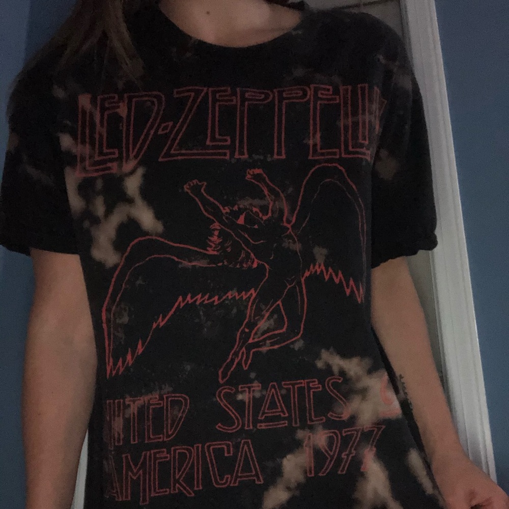 Led Zeppelin band tee ⚡️
